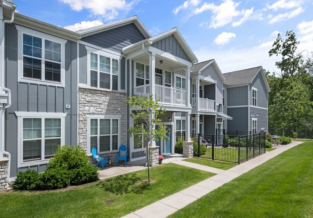 Apartments for Rent in Grand Rapids, MI Springs at Knapp's Crossing